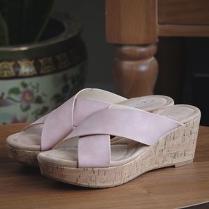Chinese Laundry neutral wedges size 9.5 NWOT